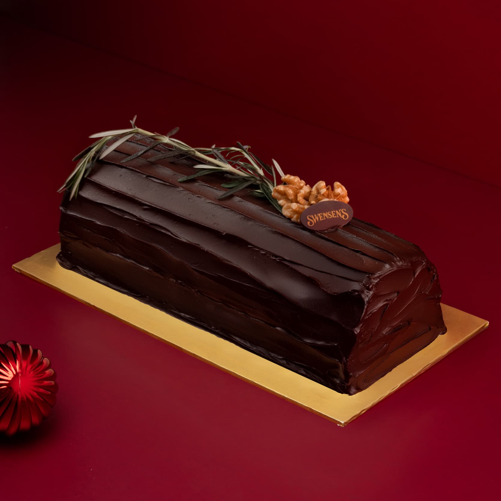 Merry Giftmas Log (Sticky Chewy Chocolate Ice Cream with Chocolate Ganache Crumble Base) 1