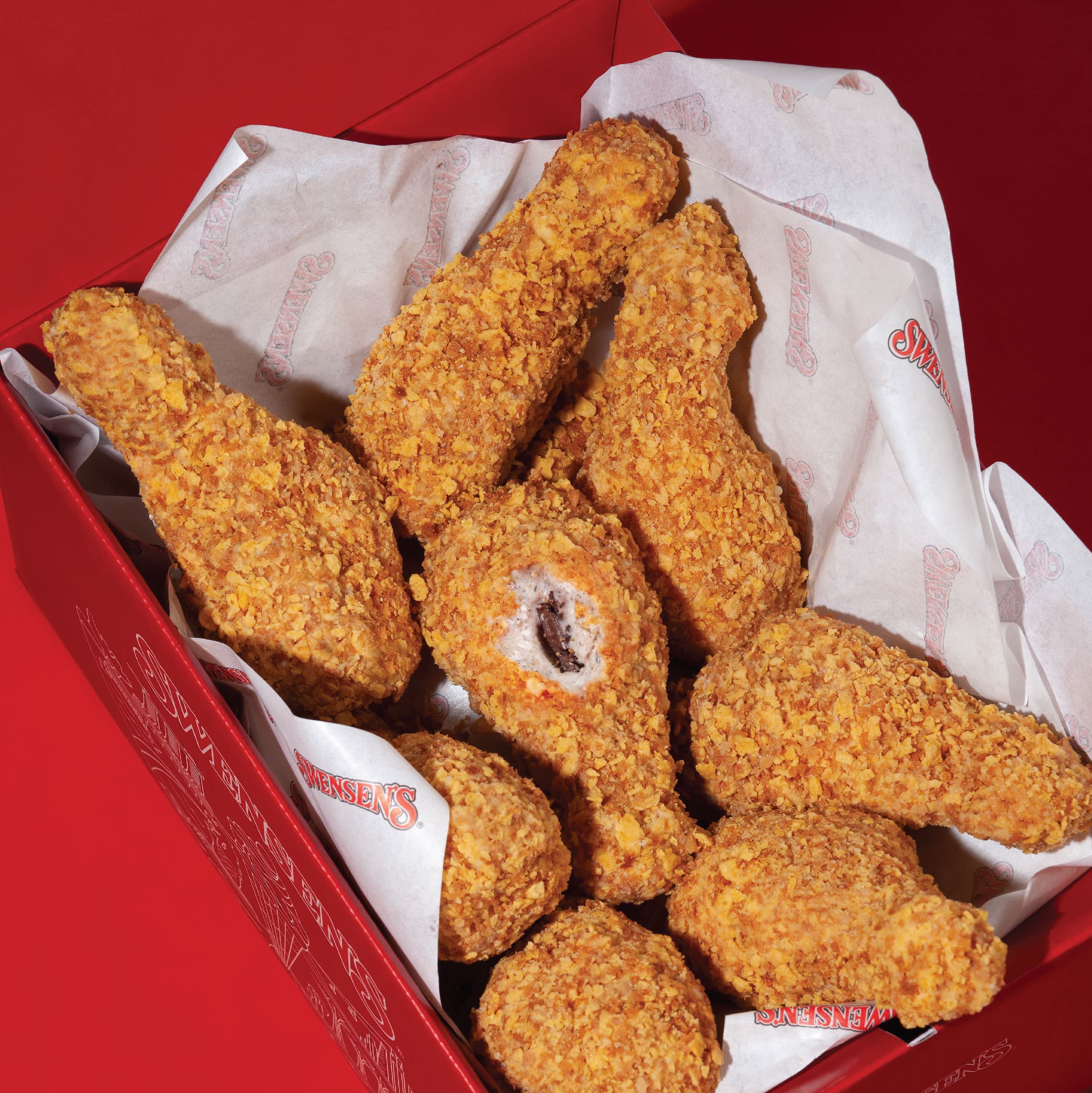 Cookies 'N' Cream 'Fried Chicken' Ice Cream (Box of 8pcs) 1
