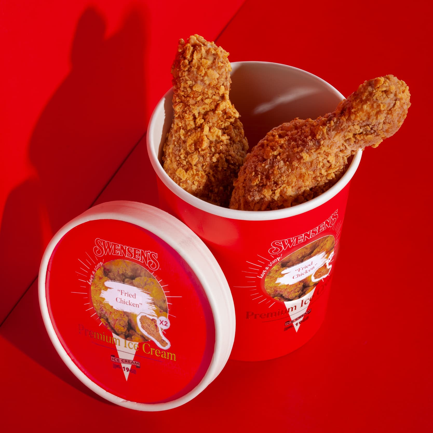 Cookies 'N' Cream 'Fried Chicken' Ice Cream Pint (2pcs) 2